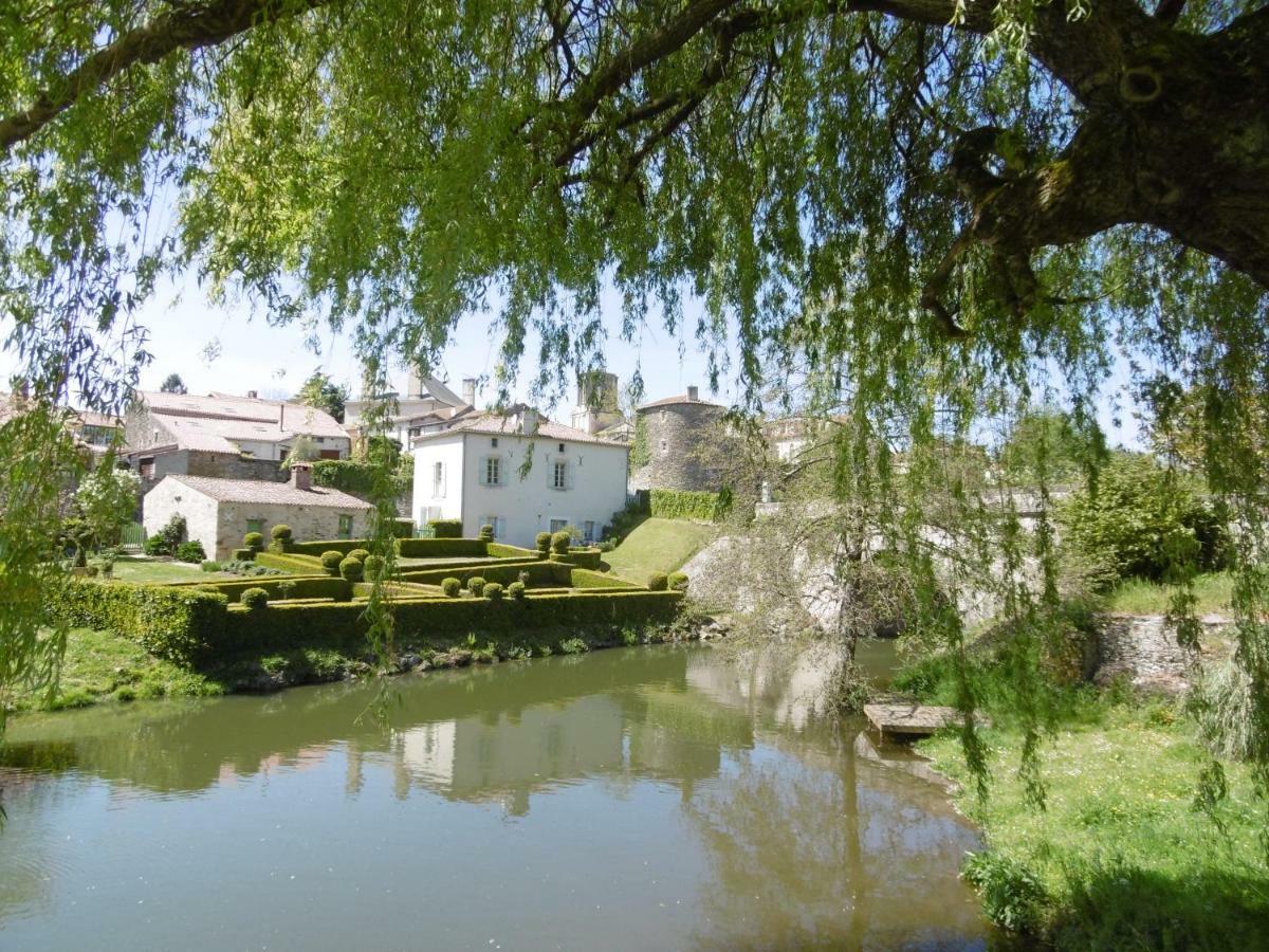 Alba Melusine Bed & Breakfast Vouvant Exterior foto