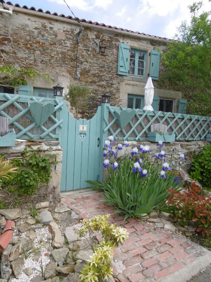 Alba Melusine Bed & Breakfast Vouvant Exterior foto